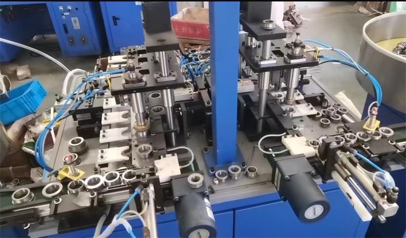 automatic machine.jpg automatic machine.jpg